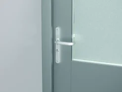 AXA veiligheidsbeslag Oval achterdeur aluminium smal schild met SKG 3-sterren 72 mm