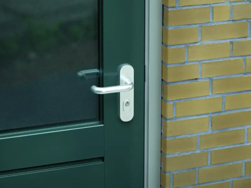 AXA veiligheidsbeslag Oval achterdeur aluminium kortschild met SKG 3-sterren 72 mm
