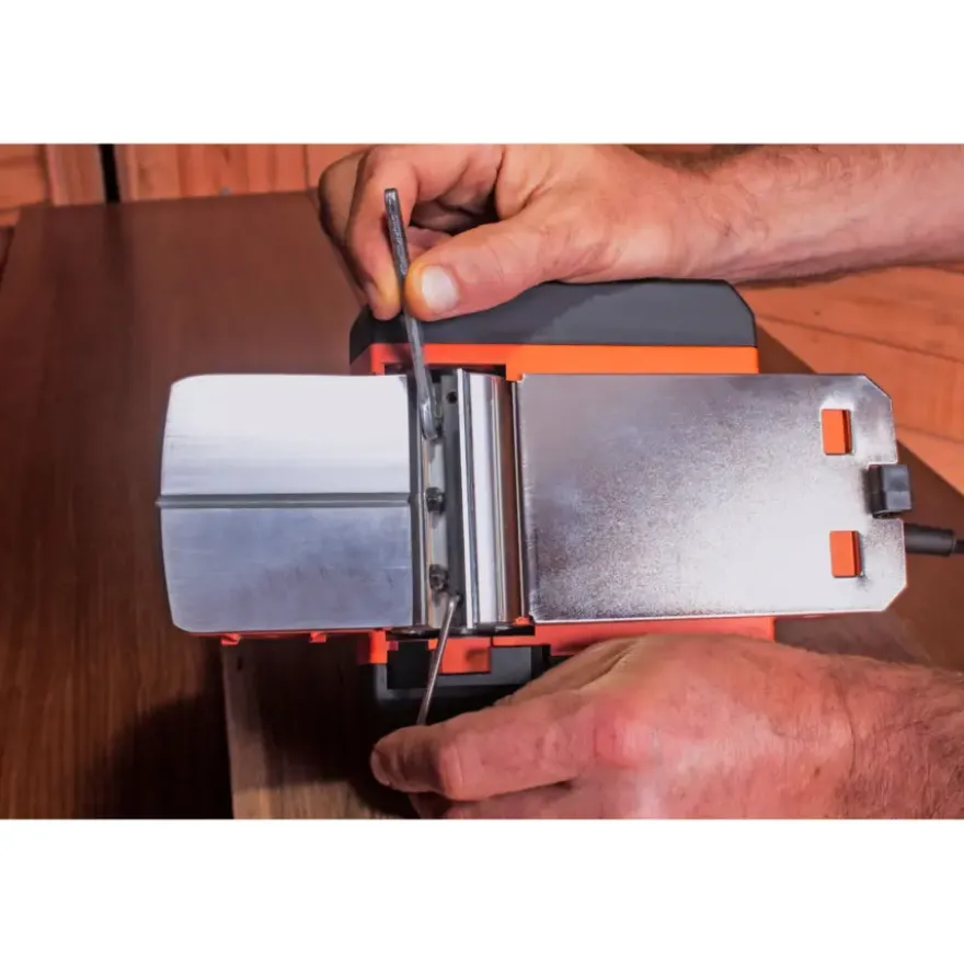 Black+Decker schaafmachine 710W BEW712-QS