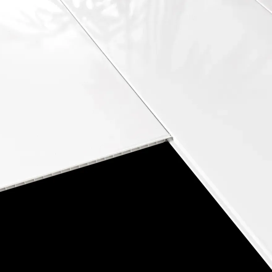 Dumaclip wand- en plafondpaneel PVC hoogglans wit 2.4m2, afm. 120 x 25 cm