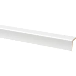 Hoeklat MDF zelfklevend 20x20 mm lengte 260 cm gegrond