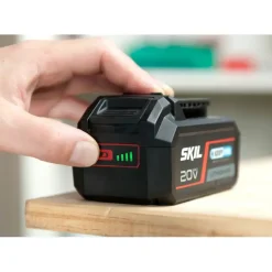 SKIL 20V startset accu 4.0Ah + snellader 3131AA