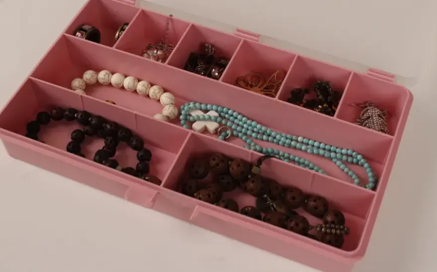 Sorteerdoos met 9 vakken roze